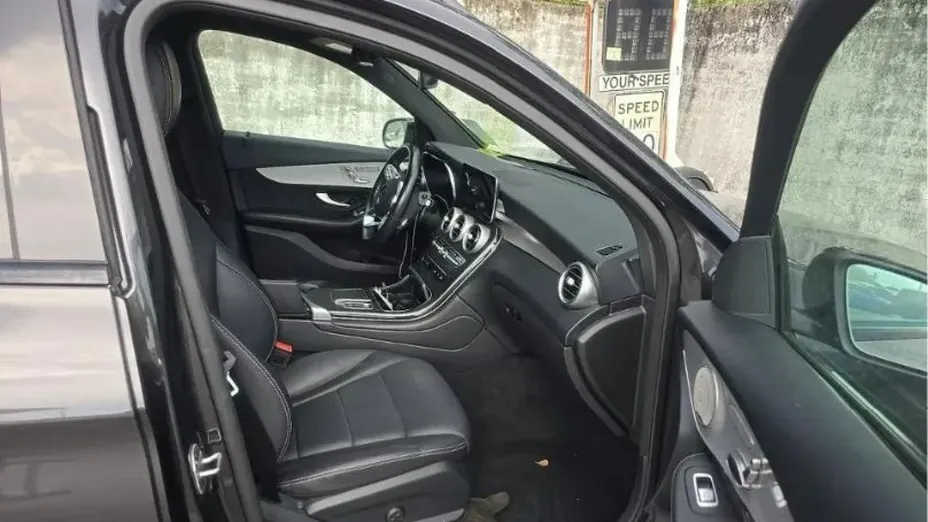 MERCEDES-BENZ GLC -