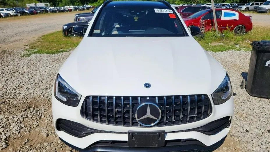 MERCEDES-BENZ GLC -