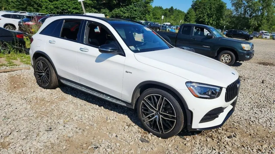 MERCEDES-BENZ GLC -