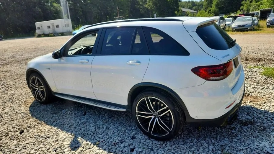 MERCEDES-BENZ GLC -