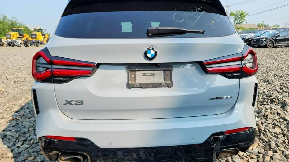 BMW X3 -