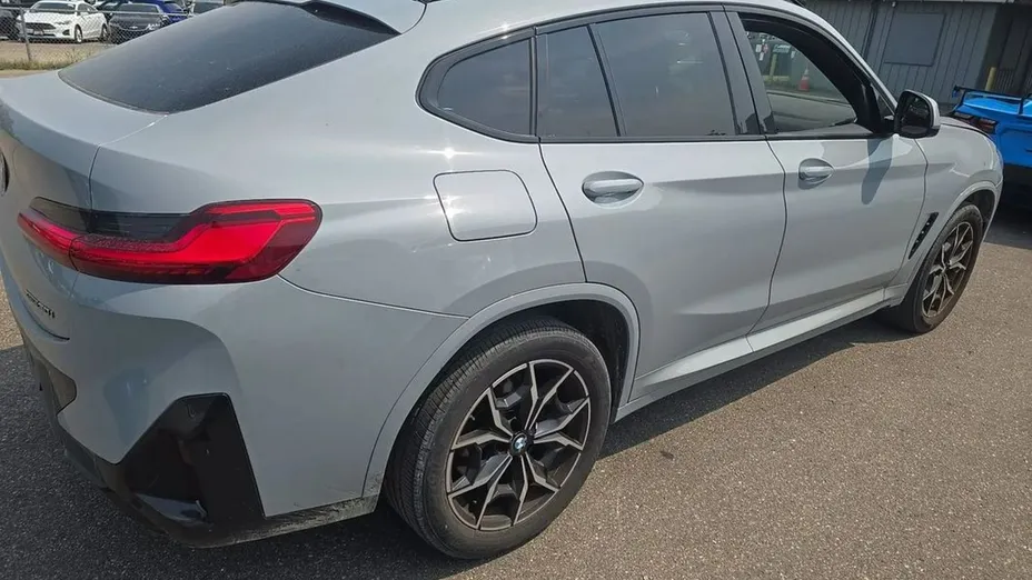 BMW X4 -