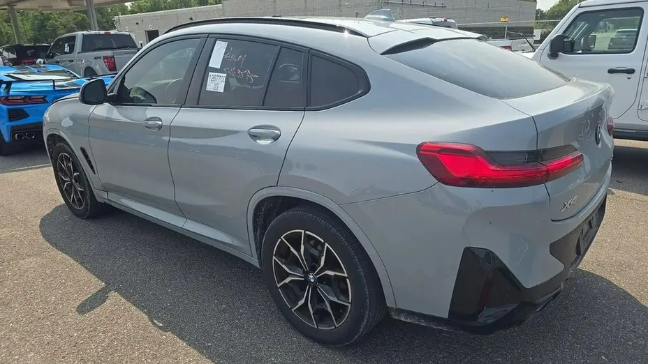 BMW X4 -