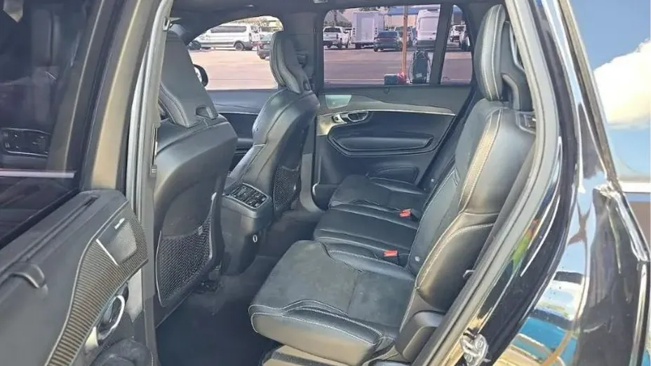 VOLVO XC90 -