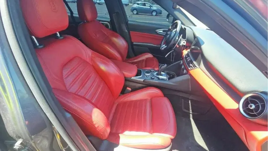 ALFA ROMEO Giulia -