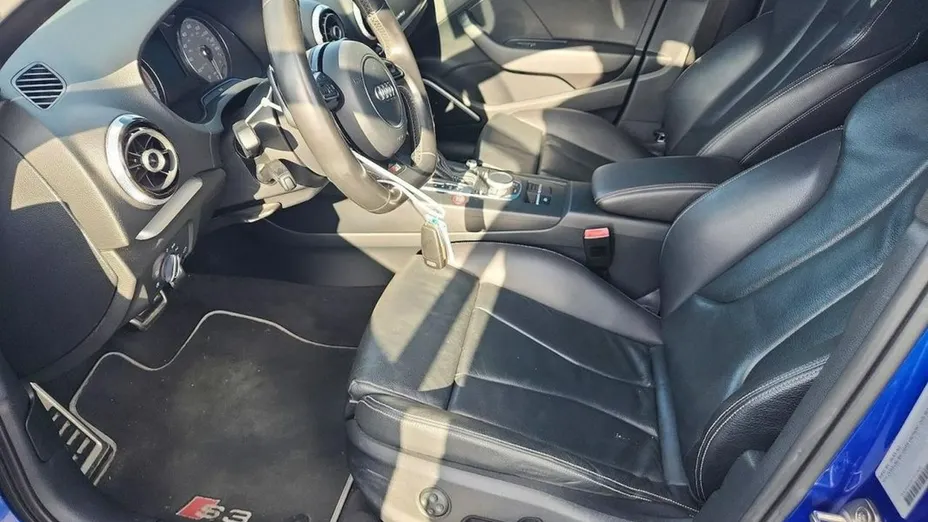 AUDI S3 -
