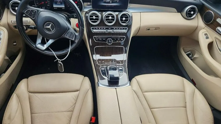 MERCEDES-BENZ C Klasa -