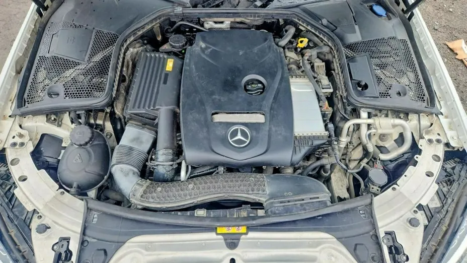 MERCEDES-BENZ C Klasa -