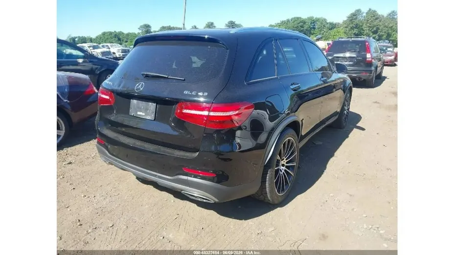 MERCEDES-BENZ GLC -