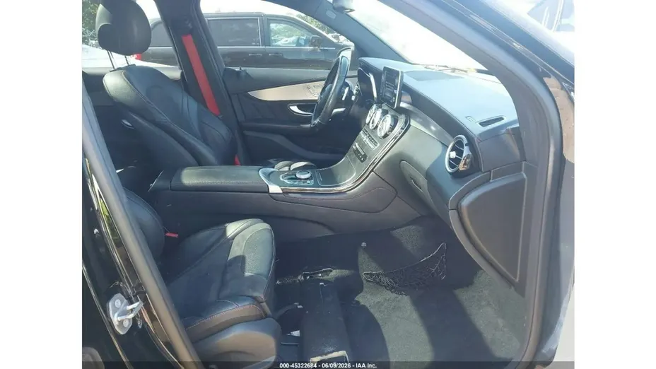 MERCEDES-BENZ GLC -