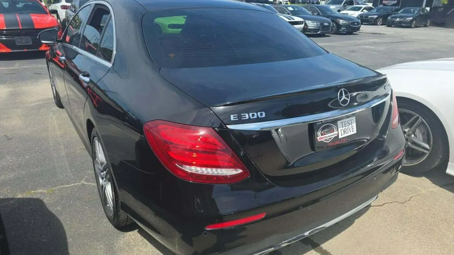 MERCEDES-BENZ E Klasa -
