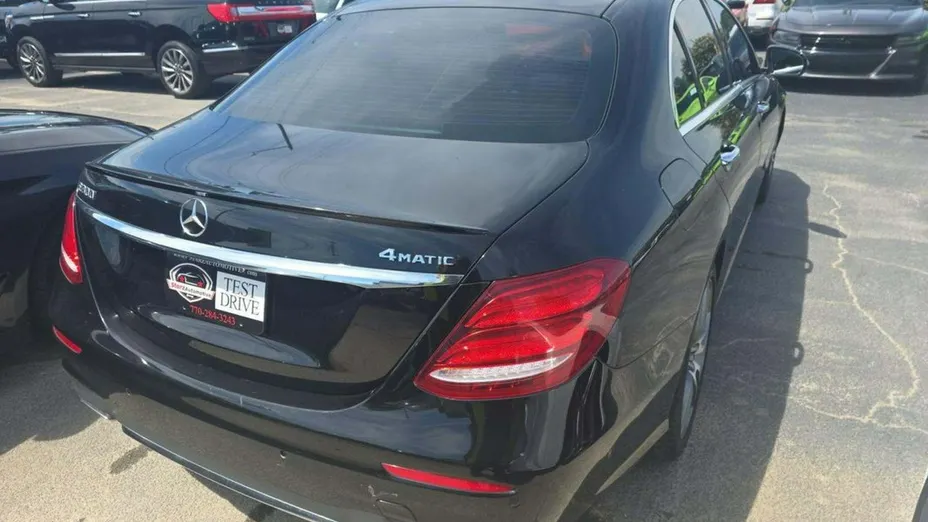 MERCEDES-BENZ E Klasa -