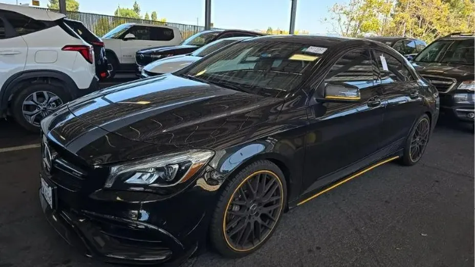 MERCEDES-BENZ CLA -