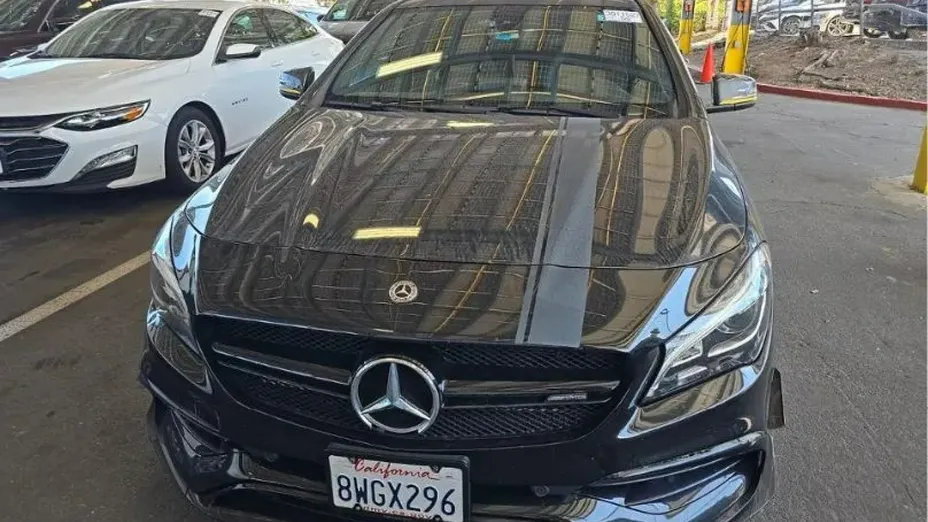 MERCEDES-BENZ CLA -