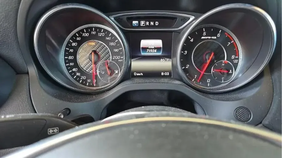 MERCEDES-BENZ CLA -