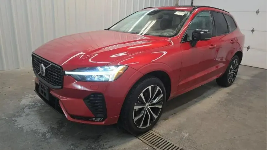 VOLVO XC60 -