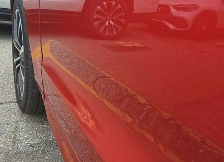 VOLVO XC60 -