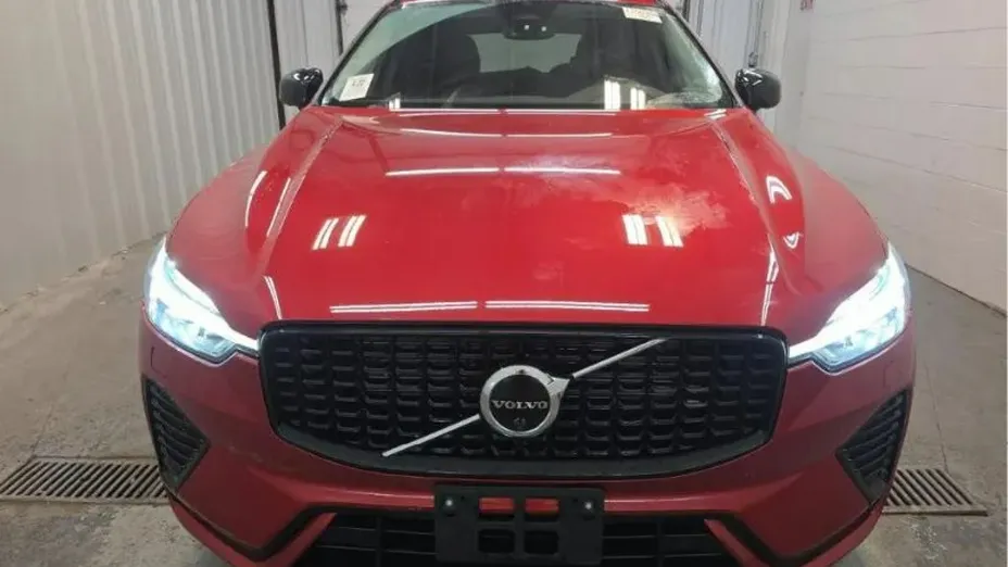VOLVO XC60 -
