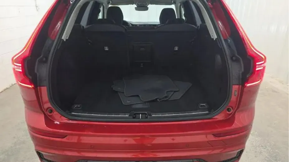 VOLVO XC60 -