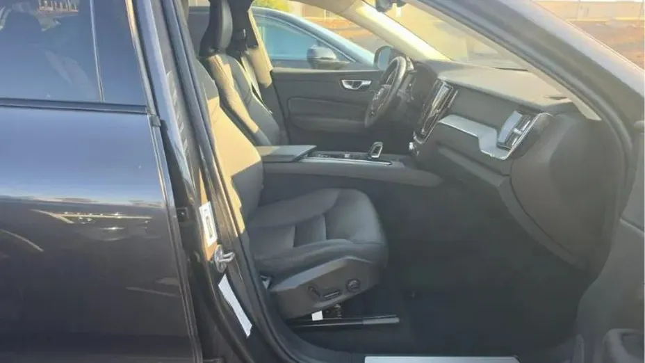 VOLVO XC60 -