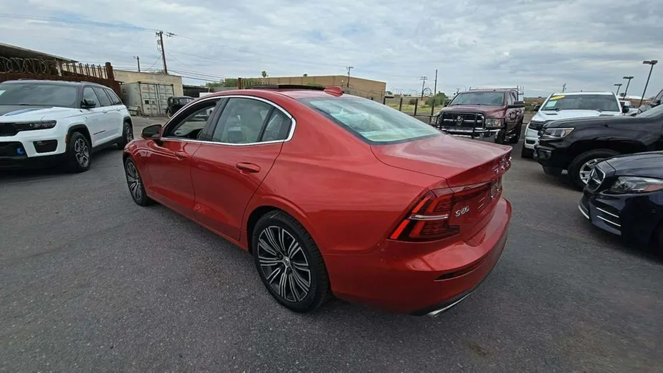 VOLVO S60 -