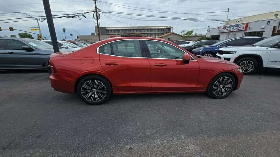 VOLVO S60 -