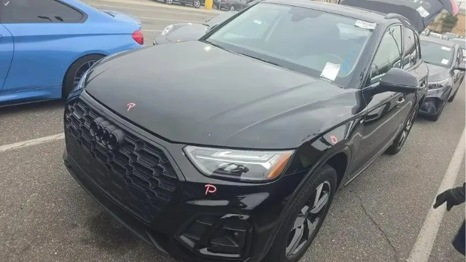 AUDI Q5 -