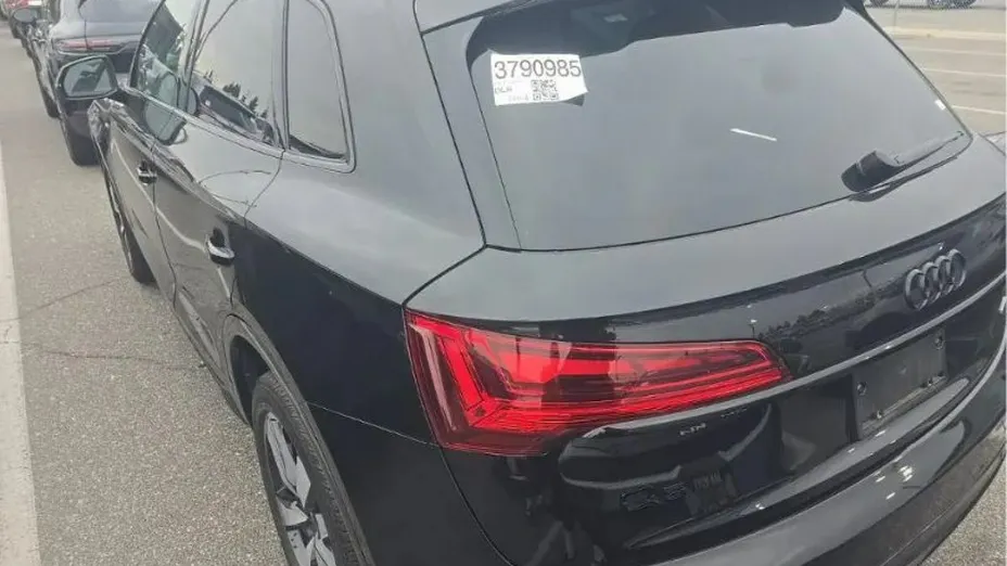 AUDI Q5 -