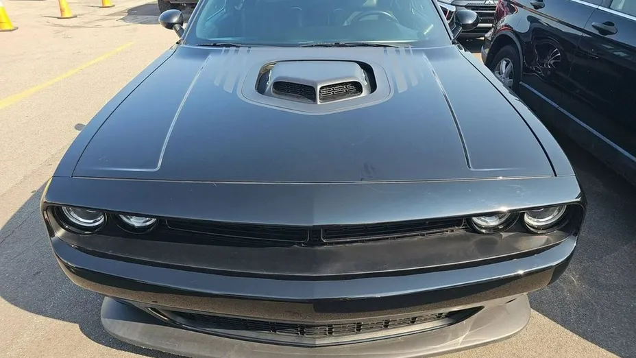 DODGE Challenger -