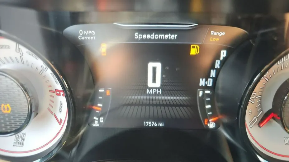 DODGE Challenger -