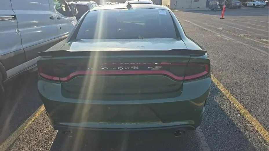 DODGE Charger -