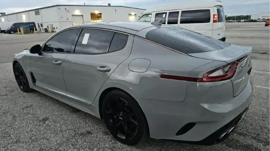 KIA Stinger -