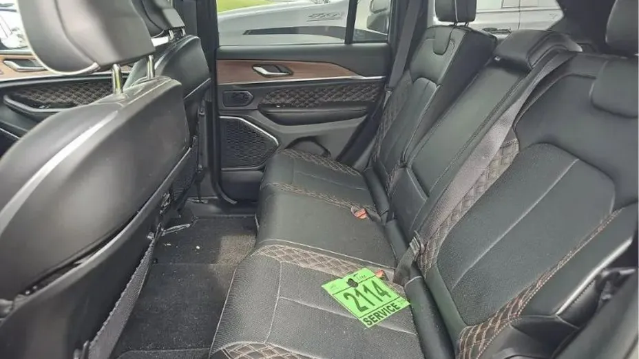 JEEP Grand Cherokee -