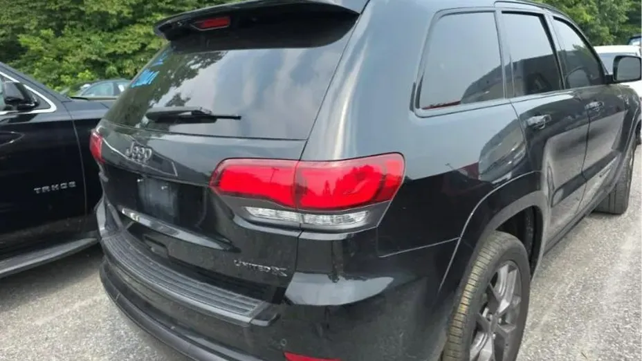 JEEP Grand Cherokee -