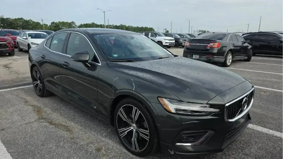 VOLVO S60 -
