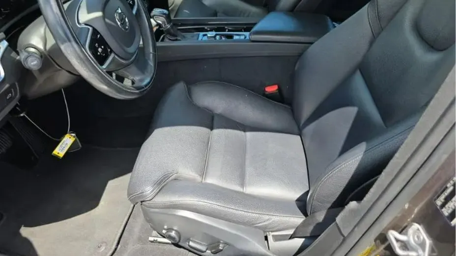 VOLVO S60 -