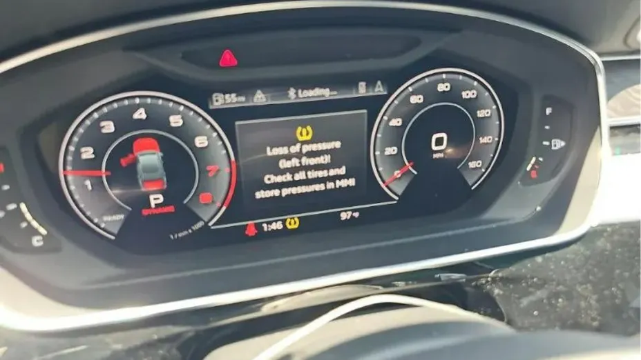 AUDI A8 -