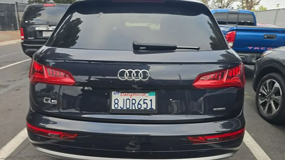 AUDI Q5 -