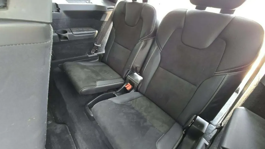 VOLVO XC90 -