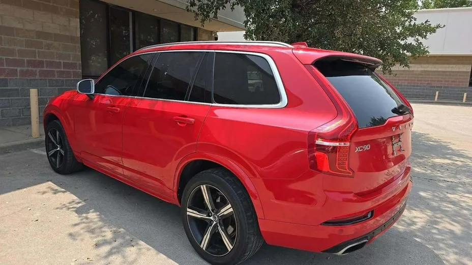 VOLVO XC90 -