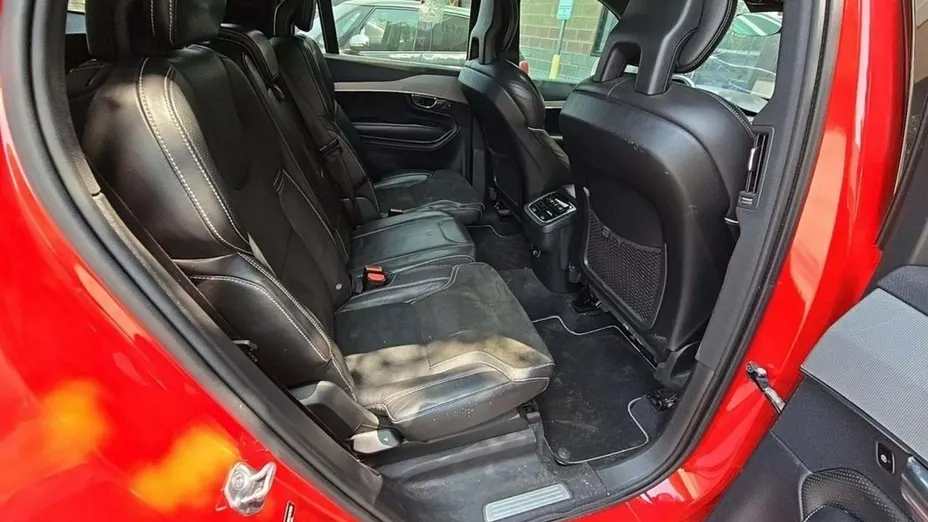 VOLVO XC90 -