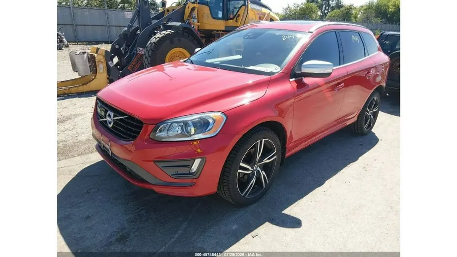 VOLVO XC60 -