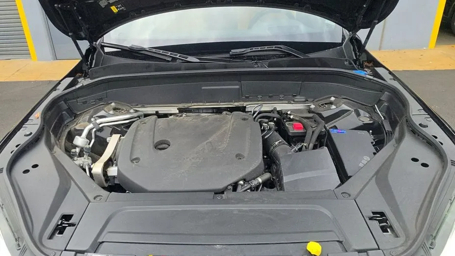 VOLVO XC90 -