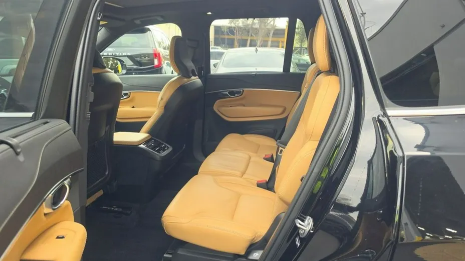 VOLVO XC90 -