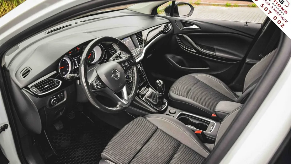 OPEL Astra -