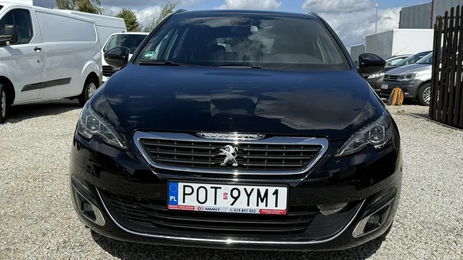 PEUGEOT 308 -