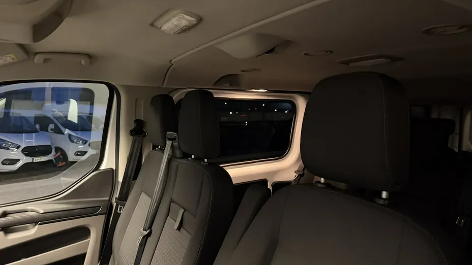 FORD Tourneo Custom -