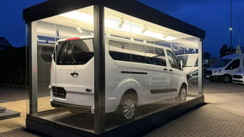 FORD Tourneo Custom -