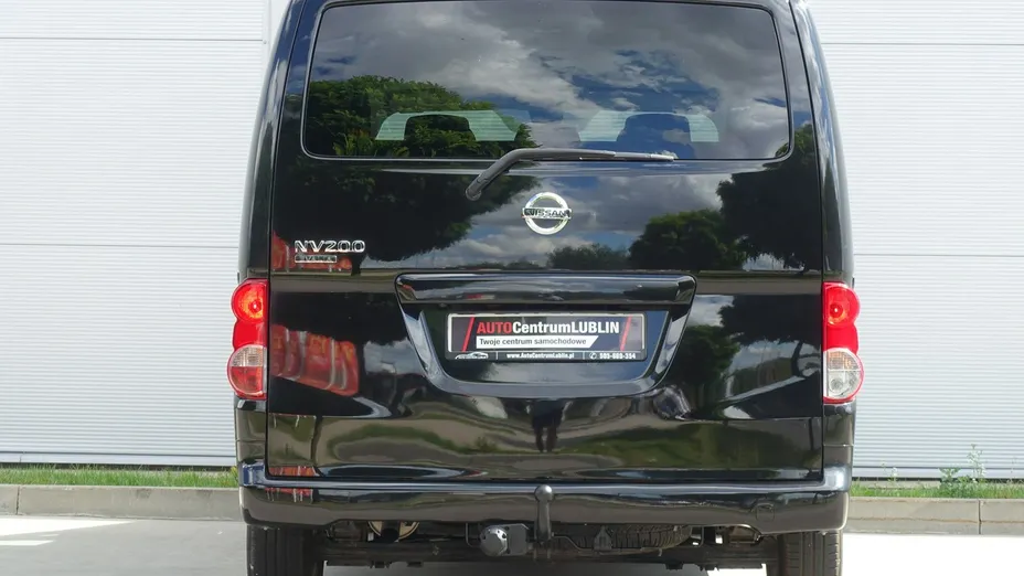 NISSAN NV200 -
