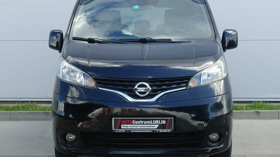 NISSAN NV200 -